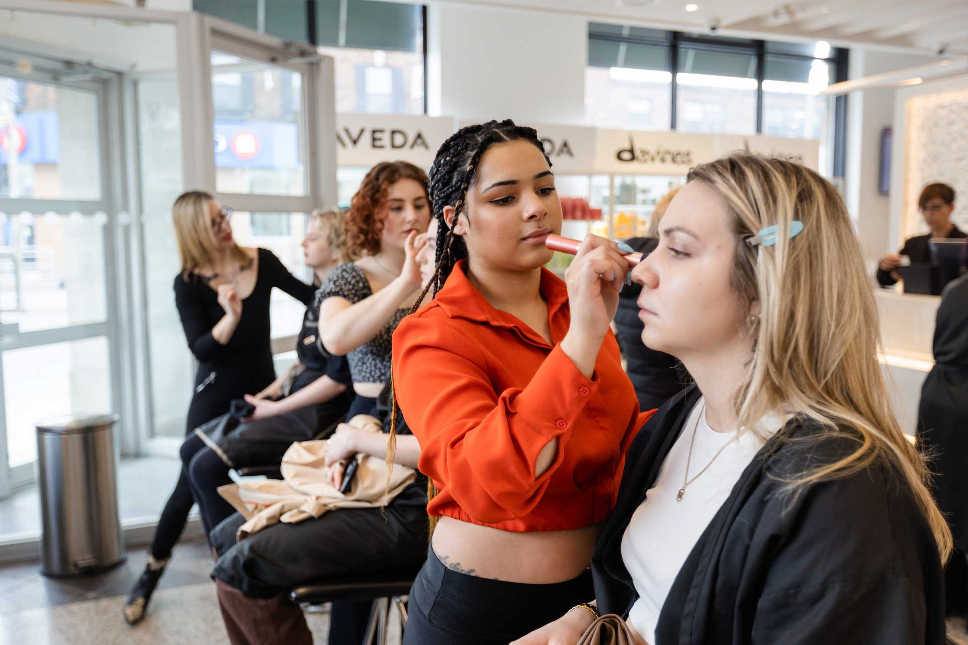 au premier coiffure maquillage 2